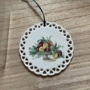 2006 Mountain State Apple Harvest Festival Collectible Souvenir Ornament